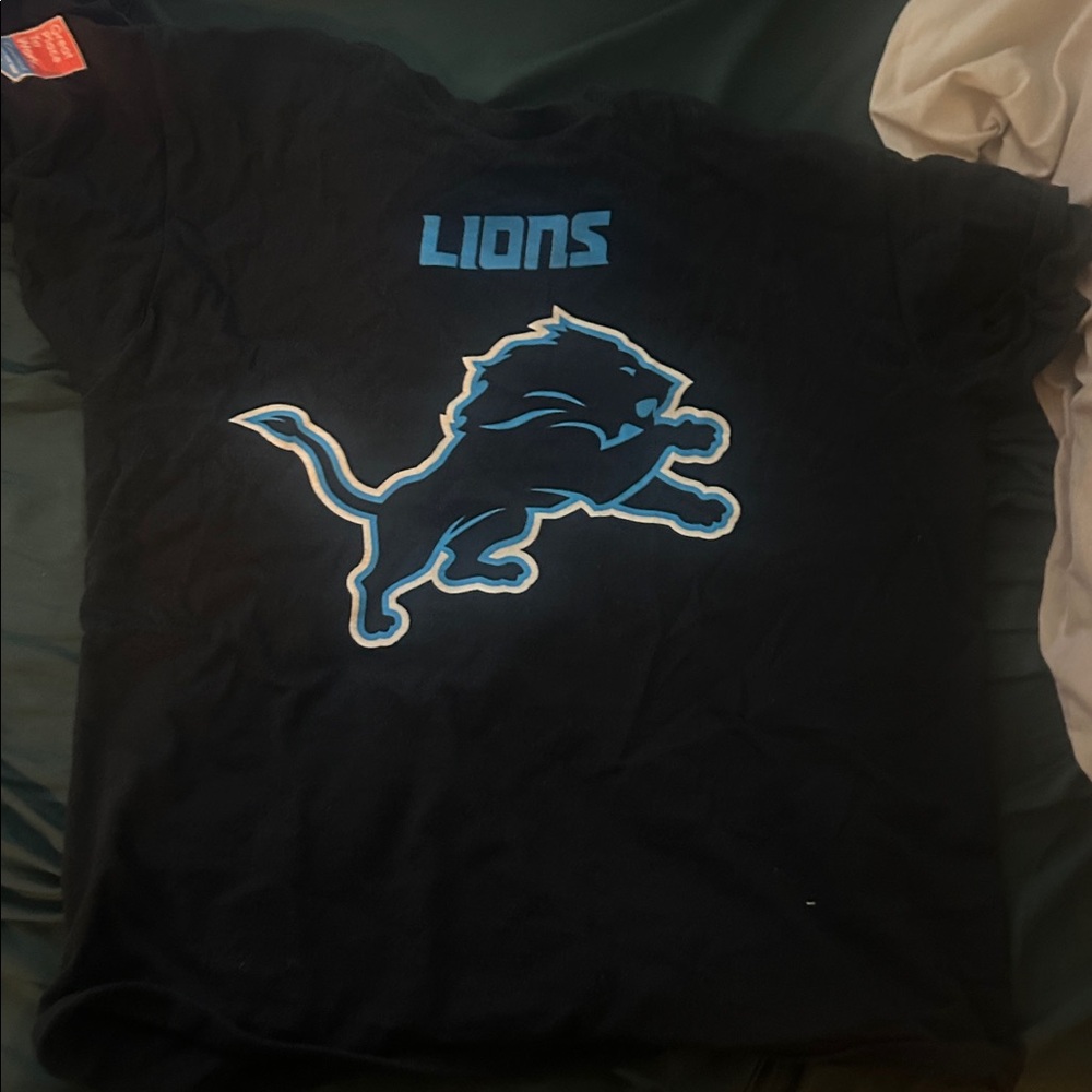 Black Lions Graphic T-Shirt